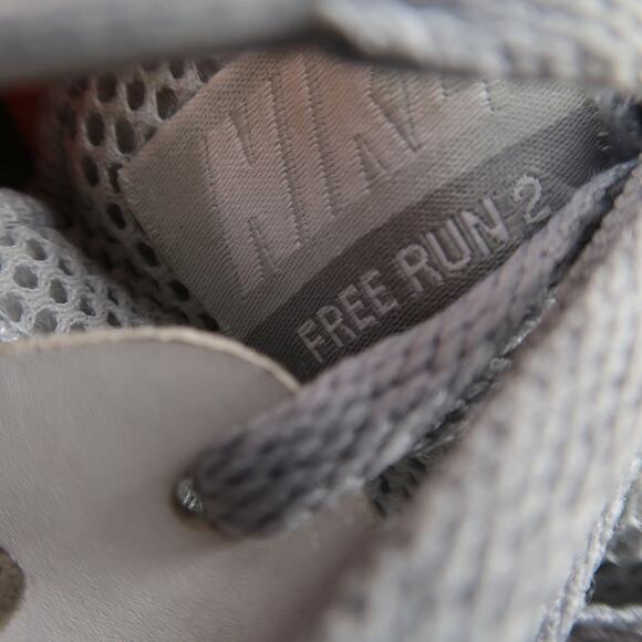 Nike Shoes Womens 9.5 Athletic Trainer Free Run 2 Sport Active Comfort White - Picture 13 of 13